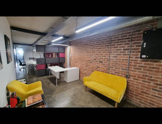 486M² OFFICE FOR SALE IN SALT RIVER